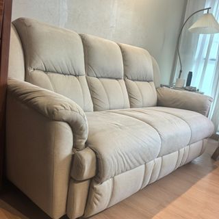 (Category: ) located in . Submitted by tanj4626838858 (Listing ID 1446991251, Image 1). Description: .