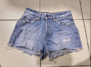 (Category: ) located in . Submitted by barbequeIU (Listing ID 1446953278, Image 1). Description: .
