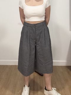 (Category: ) located in . Submitted by fg.finds (Listing ID 1447038446, Image 1). Description: .