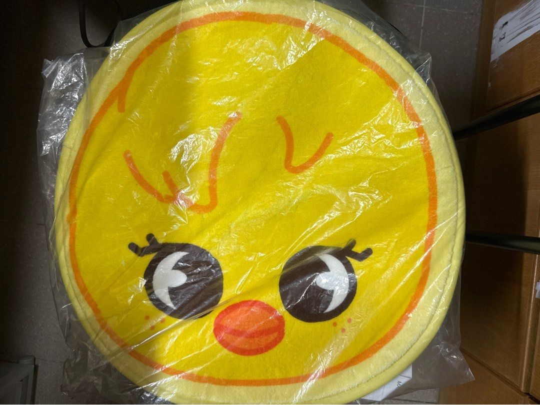 Straykids Felix BbokAri Carpet （分類：韓流周邊）位於 Hong Kong。 由 fumihoujou.1 提交（商品編號 1447013581，圖片 1）。簡介： 。