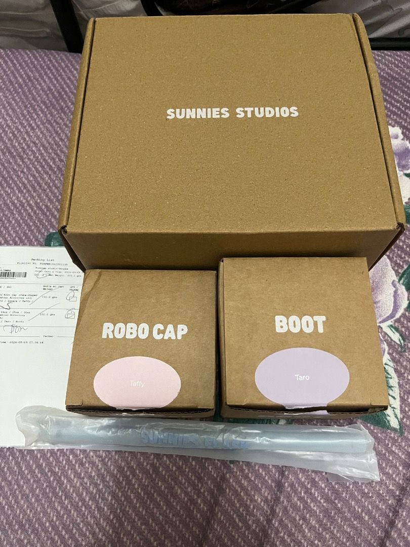 Sunnies Studios Robo Cap & Boot Taro (Category: Water Bottles & Tumblers) located in Caloocan City. Submitted by silverfire-9a5d (Listing ID 1446982862, Image 3). Description: - Sunnies Studios Robo Cap & Boot - Color: Taro - Includes blue straw - Accessories for Sunnies Flask - Both cap and boot in original boxes - Perfect for customizing your flask.