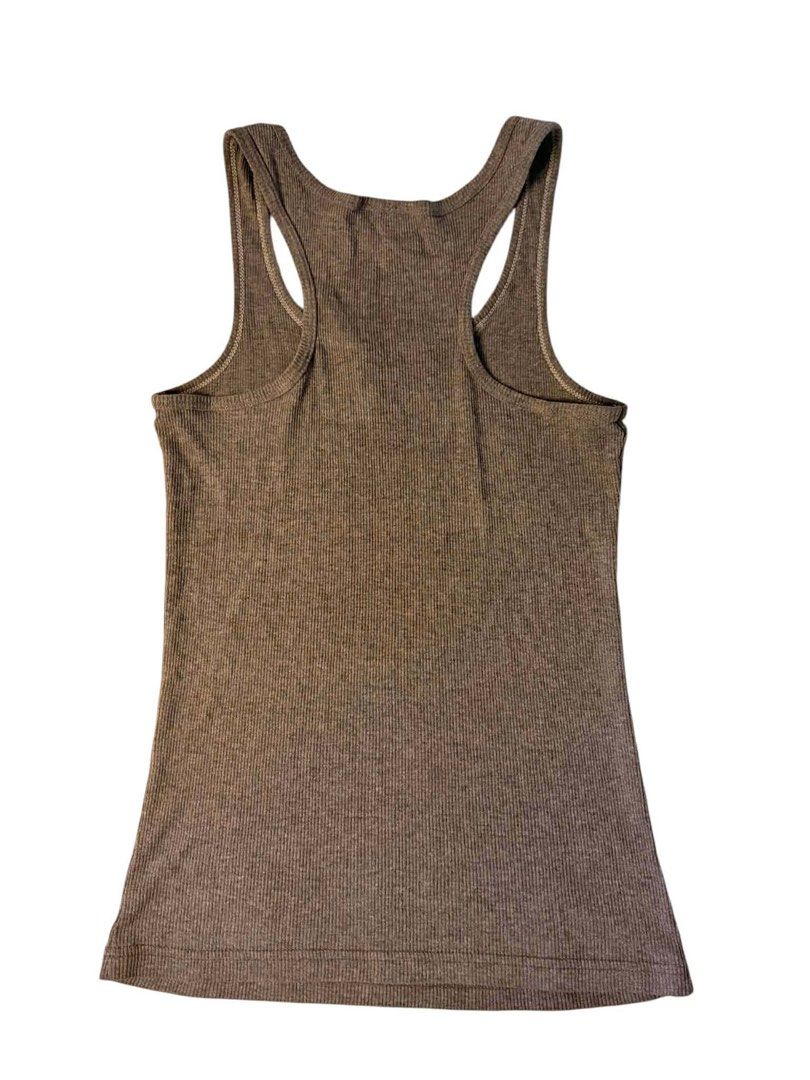 Superdry Grey Ribbed Racerback Tank Top (Category: Sleeveless) located in Baguio. Submitted by gabriyelo (Listing ID 1447054842, Image 3). Description: - Grey Superdry tank top - Ribbed material - Racerback design - 'Real Super Birr Sat. Fever' graphic print on front - Comfortable and casual for everyday wear.
