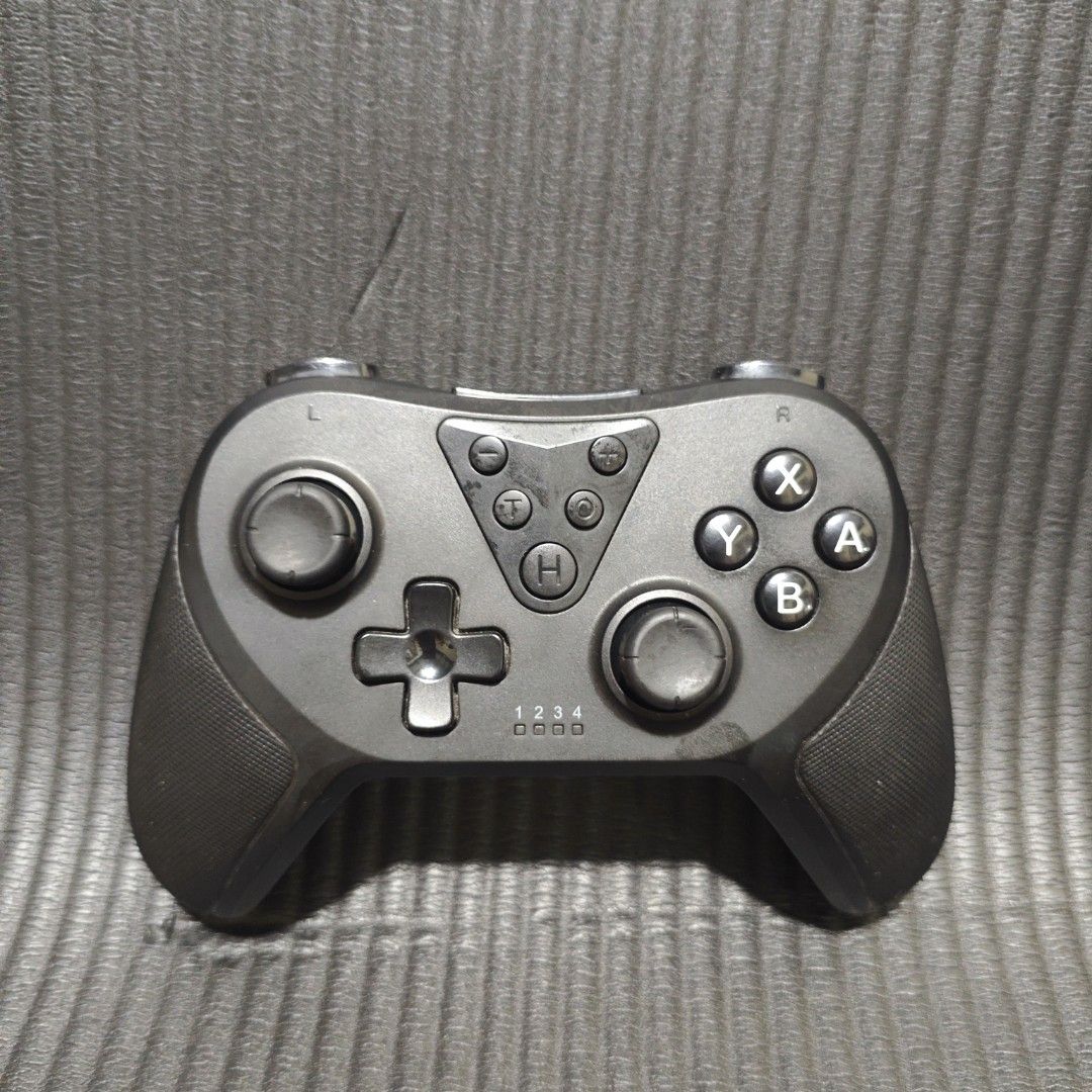 T37 Wireless Controller for Nintendo switch (Category: Controllers) located in Quezon City. Submitted by shopme_gadget30 (Listing ID 1447076903, Image 1). Description: kindly read the details first for sale fixed price good Condition tested and working no drifting all buttons working compatible to Nintendo switch wireless Bluetooth Controller Shoopppppeee —,✅ can check out pm for the linnnkkk (If shoopppee check out, price is higher because of sh