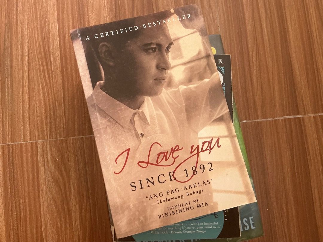take all nonfiction books (Category: Storybooks) located in Manila. Submitted by kwekwke (Listing ID 1447018850, Image 2). Description: used books rfs: decluttering heavily annotated books: ilys1892 1 & 2, bola bola, the night country, nights of rain and stars.