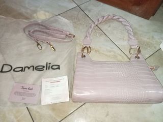 (Kategori: ) berada di . Dikirim oleh preloved_bychella (ID iklan 1446966143, Gambar 1). Deskripsi: .