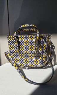 (Kategori: ) berada di . Dikirim oleh fa3994 (ID iklan 1446934477, Gambar 1). Deskripsi: .