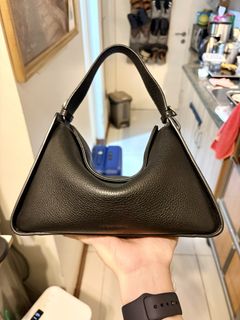 (Category: ) located in . Submitted by goodbuyitems (Listing ID 1446913074, Image 1). Description: .