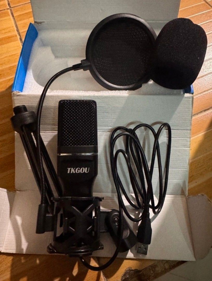 Tkgou Computer Condenser Recording Microphones Black M799B (Category: Microphones) located in Quezon City. Submitted by mdgco (Listing ID 1447013271, Image 2). Description: just tested, open box Opened box , unused Premium desktop microphone Tkgou M799B Black USB Recording & Streaming Microphone Kit w/ Stand & Pop filter condition is used in good usable condition see photos for details shipped usps ground advantage.