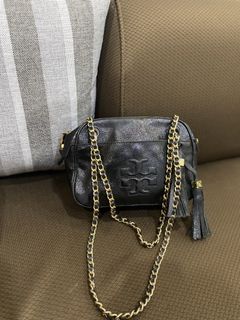 (Category: ) located in . Submitted by saveandstyleph (Listing ID 1447048799, Image 1). Description: .