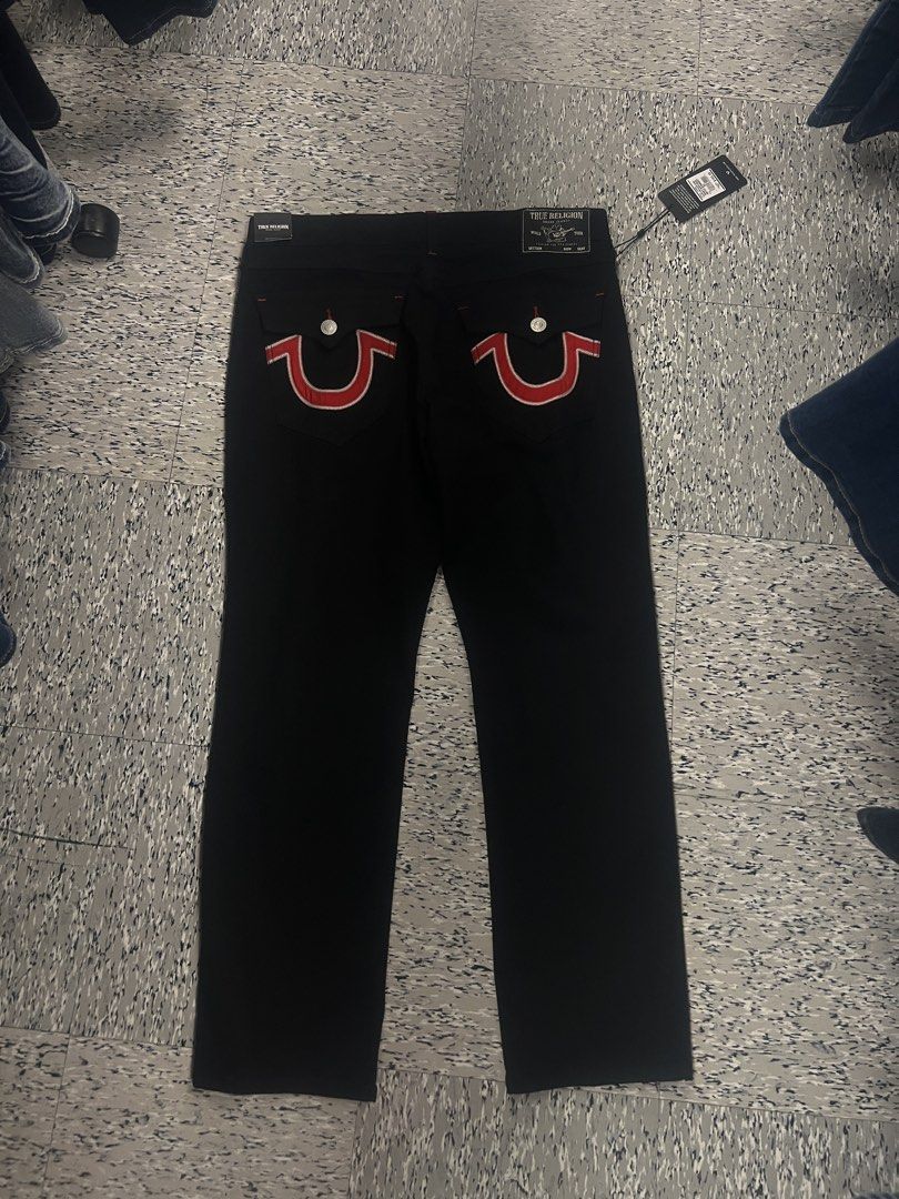 True Religion (Category: Jeans) located in Lucena. Submitted by zhildaze (Listing ID 1446920669, Image 1). Description: True Religion Pants Size 34 Excellent As new .