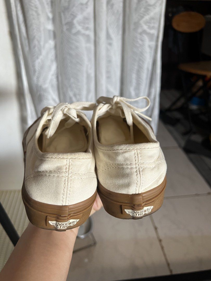 Vans Authentic Gum Sole Sneakers Cream White (Category: Sneakers) located in Las Pinas. Submitted by maple0305 (Listing ID 1446940647, Image 2). Description: - Classic Vans Authentic sneakers - Cream white canvas with iconic gum sole - Lace-up style - Ideal for everyday wear - Shows minor signs of use, still in good shape.