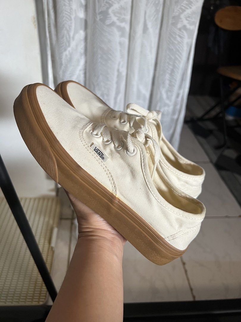 Vans Authentic Gum Sole Sneakers Cream White (Category: Sneakers) located in Las Pinas. Submitted by maple0305 (Listing ID 1446940647, Image 3). Description: - Classic Vans Authentic sneakers - Cream white canvas with iconic gum sole - Lace-up style - Ideal for everyday wear - Shows minor signs of use, still in good shape.