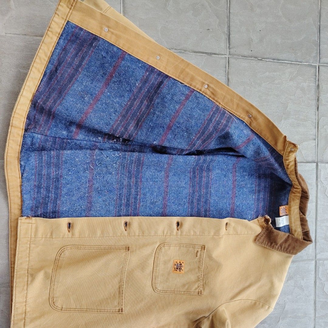 Vintage 70's Big Ben Chore Jacket - Made in USA (Category: Coats, Jackets and Outerwear) located in Kuala Lumpur. Submitted by freefromfake (Listing ID 1447076476, Image 2). Description: Butang tiang hitam* Manual Measurement : 21x30" Sleeve: 23".