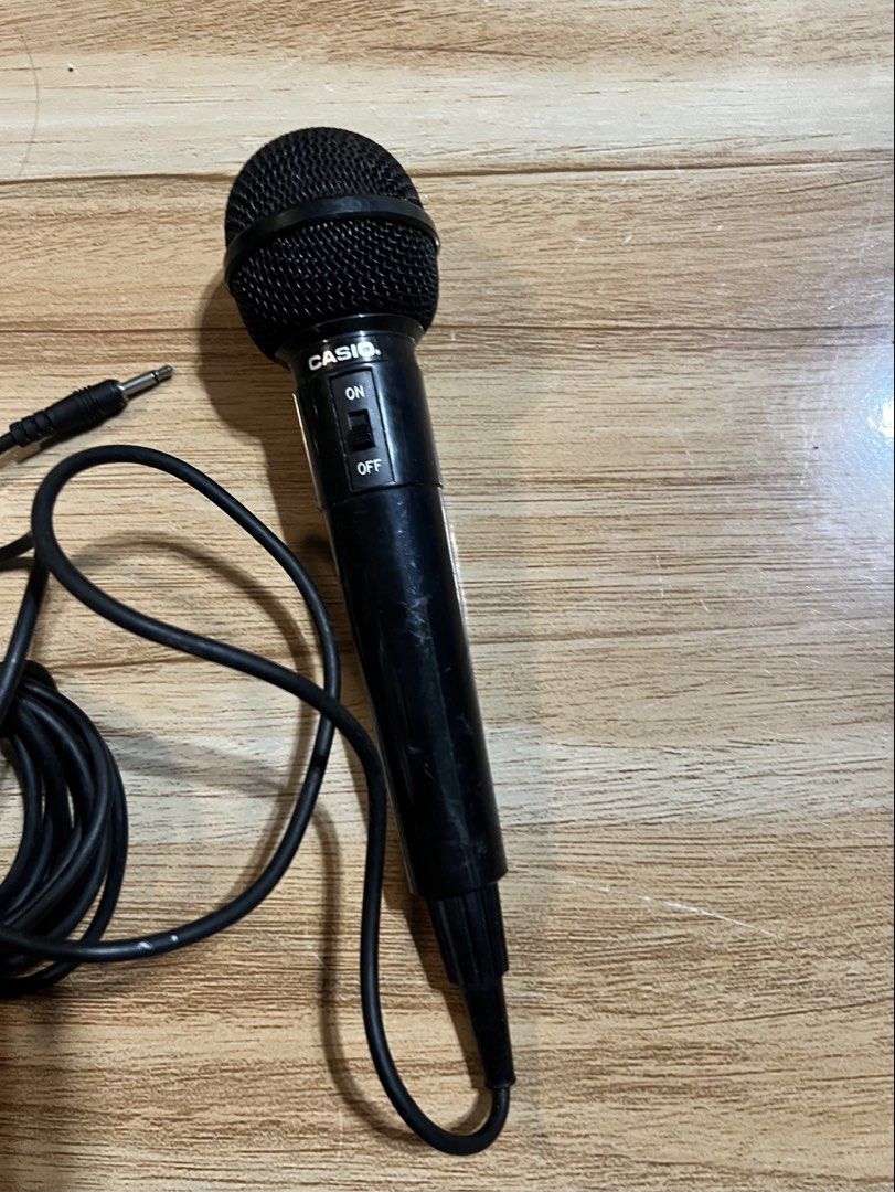 vintage Casio dynamic microphone (Category: Microphones) located in Malolos. Submitted by afford.japan (Listing ID 1447056471, Image 2). Description: vintage Casio dynamic microphone.