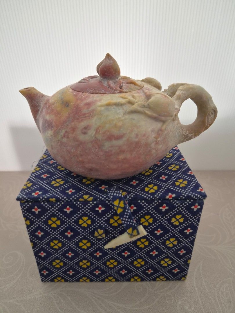 Vintage Stone Teapot with Decorative Box497390294496727042