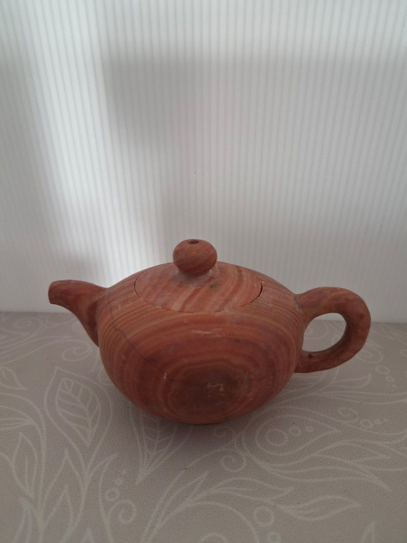 Vintage Stone Teapot with Decorative Box497390294496727044