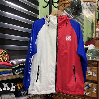(Category: ) located in . Submitted by realzworld (Listing ID 1446983402, Image 1). Description: .