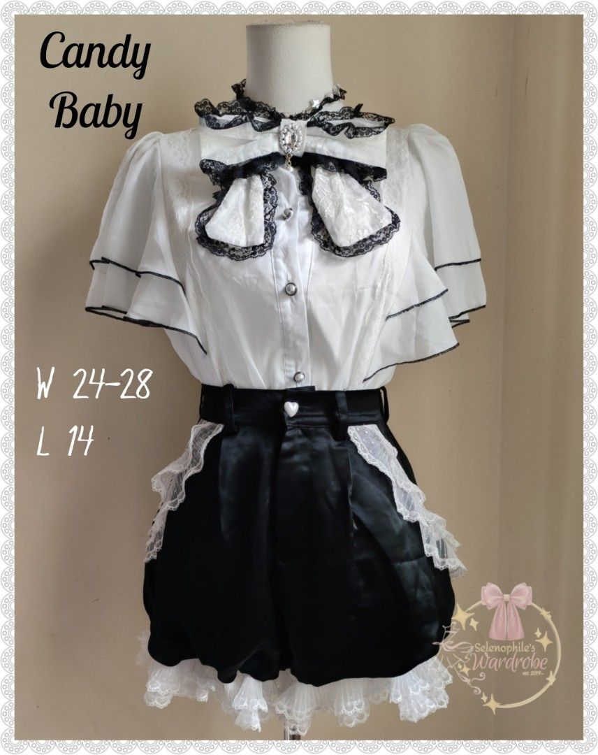 White and Black Bloomer Shorts (Category: Shorts) located in Batangas. Submitted by selenophile__ (Listing ID 1447049267, Image 2). Description: 550 each.