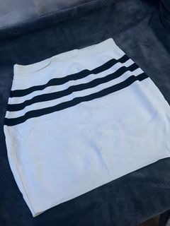 (Category: ) located in . Submitted by nianaaa_ (Listing ID 1447085711, Image 1). Description: .