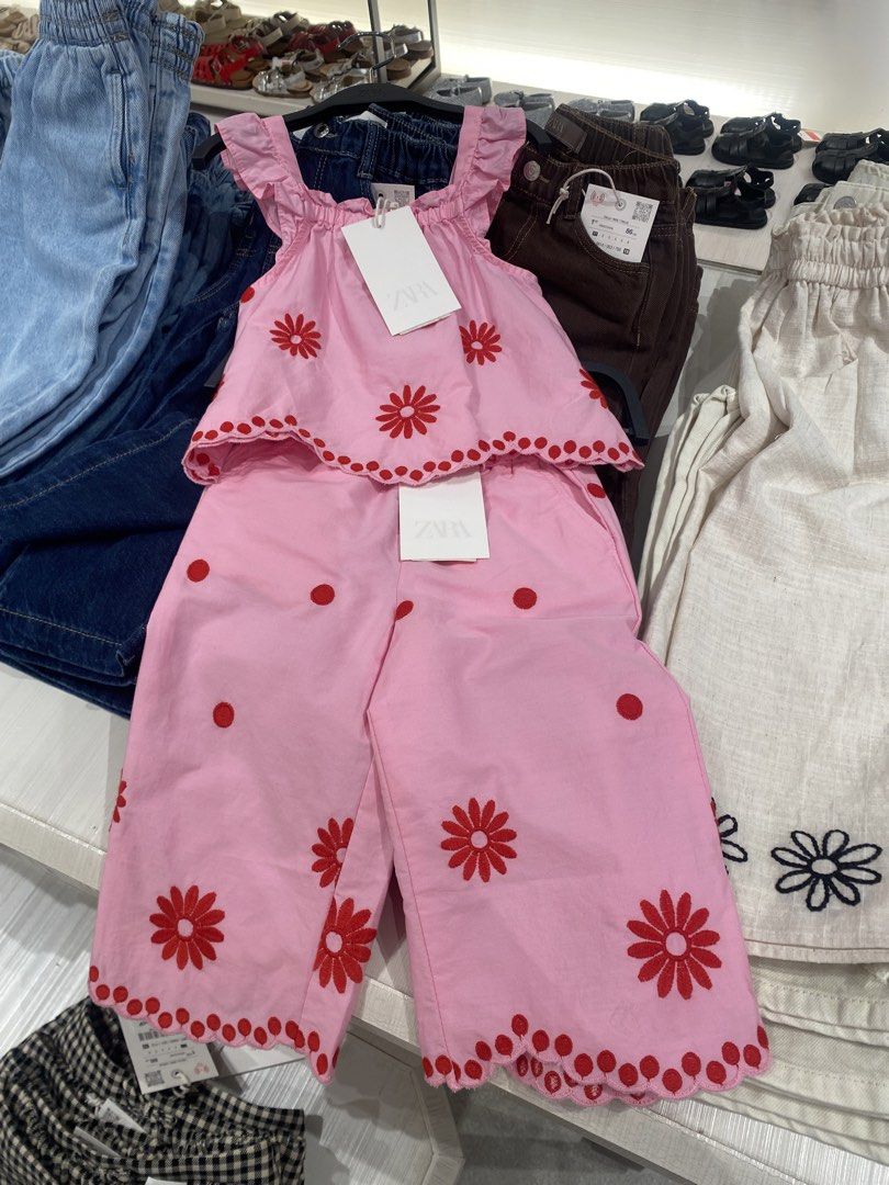 Zara kids mall pasabuy atm (Category: Babies & Kids Fashion) located in Cabanatuan. Submitted by lovetohoard (Listing ID 1446982087, Image 1). Description: DM for more items.