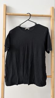 (Category: ) located in . Submitted by preloved_closett (Listing ID 1446942231, Image 1). Description: .