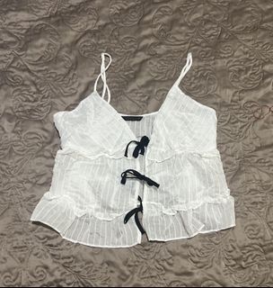 (Category: ) located in . Submitted by preloveddress (Listing ID 1447003418, Image 1). Description: .