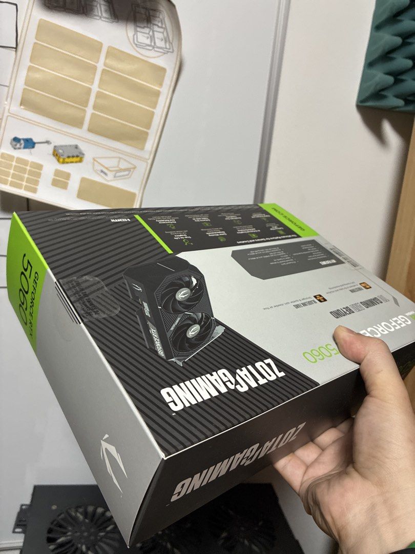 Zotac Gaming GeForce RTX 5060497604745674117121