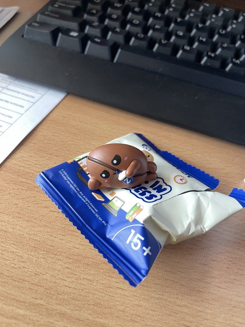 Zus Hipper Bean Boss (Category: Designer & Blind Box Toys) located in Taguig. Submitted by kayeph (Listing ID 1446946985, Image 1). Description: 3 pcs Bean Boss Available, 400 each Bnew , just opened to see what’s inside 📍 Brgy Rizal, Taguig.