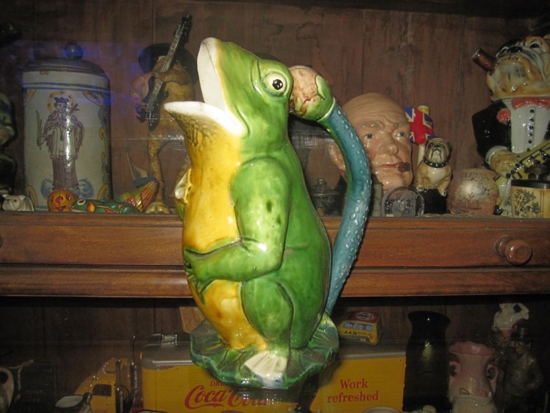 1960's Vintage Majolica Frog Pitcher (Category: Pitchers & Dispensers) located in Baguio. Submitted by mrbrunno (Listing ID 1448720049, Image 1). Description: 1960's Vintage Majolica Frog Pitcher I purchased this in the 80's in NJ Very good quality, beautiful detail & colors. In excellent condition, i have never used it, has been on display since purchased..