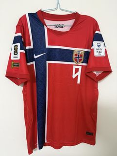 （分類：）位於 。 由 footballkitpro 提交（商品編號 1435494815，圖片 1）。簡介： 。
