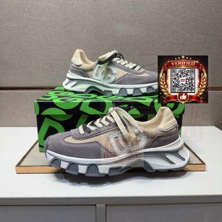 (Category: ) located in . Submitted by shoes.locker (Listing ID 1448768511, Image 1). Description: .