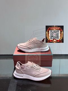 (Category: ) located in . Submitted by shoes.locker (Listing ID 1448873532, Image 1). Description: .