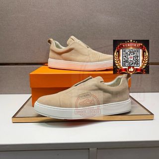 (Category: ) located in . Submitted by shoes.locker (Listing ID 1448815123, Image 1). Description: .