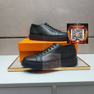 (Category: ) located in . Submitted by shoes.locker (Listing ID 1448815522, Image 1). Description: .