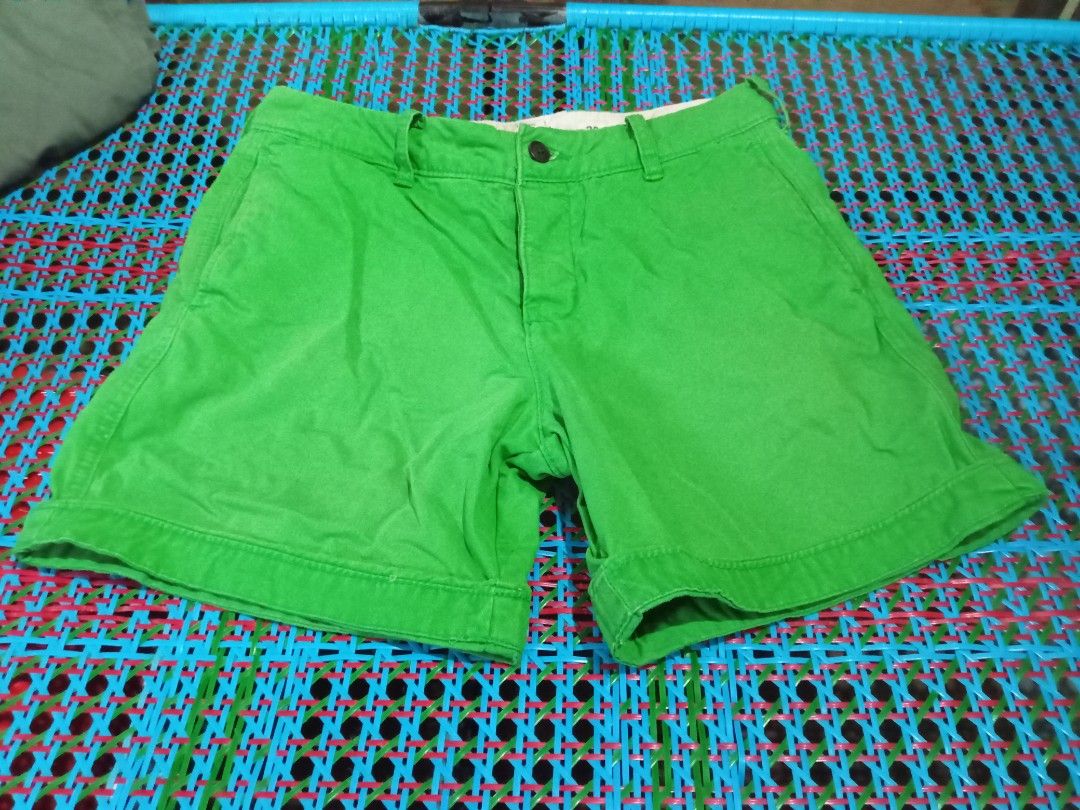 Abercrombie and Fitch short (Category: Shorts) located in Manila. Submitted by xthirft_finderx (Listing ID 1444781033, Image 1). Description: Abercrombie & Fitch Classic Chino Shorts four-button fly closure Made in Bangladesh Waist:32 L:16 W:21 H:11.