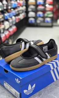 (Kategori: ) berada di . Dikirim oleh redsneakershq (ID iklan 1448849824, Gambar 1). Deskripsi: .
