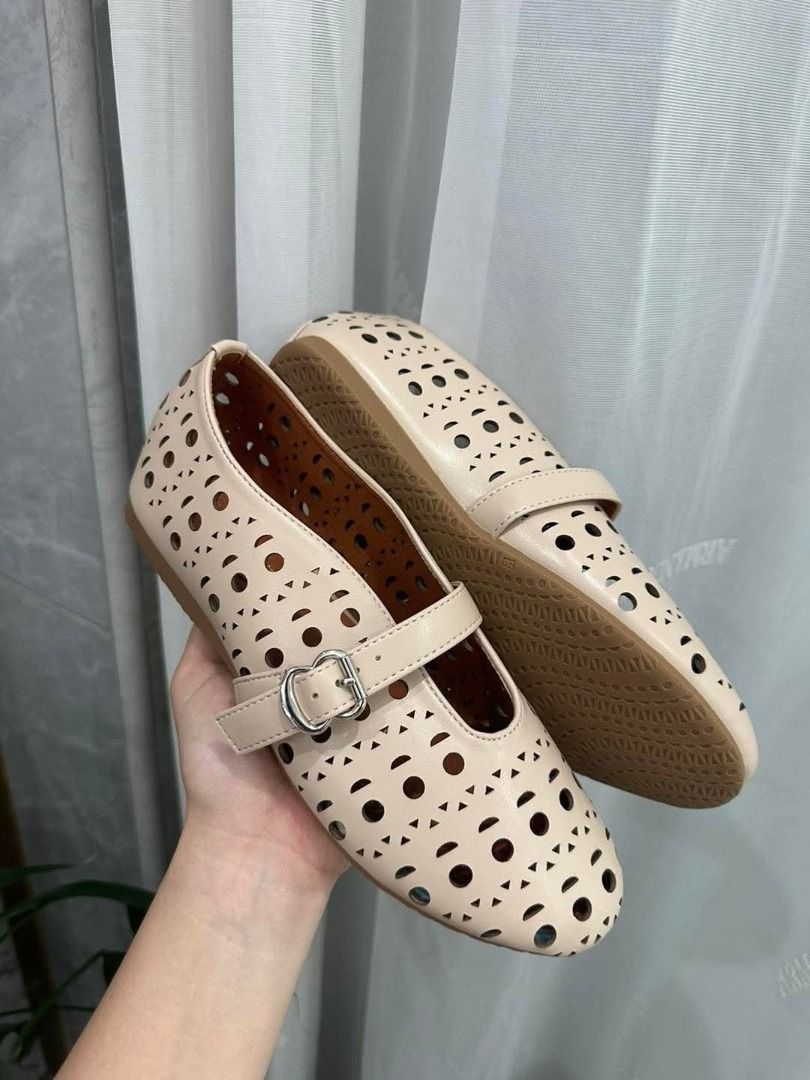 Alaia flats (Category: Flats & Sandals) located in Manila. Submitted by sam_nic (Listing ID 1448787270, Image 3). Description: INBOX US TO ORDER Disclaimer: All photos shown are for inspiration only, actual photo may vary due to limitation of photography or photo enhancement. Bestseller/Limited stock!!  Shipping fee c/o buyer  No rush shipment  NO PAYMENT, NO ORDERS  No cancellation of confirmed order/s.  No to bogus buyer/s..