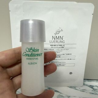 （分類：）位於 。 由 Quenniechanchan 提交（商品編號 1448791465，圖片 1）。簡介： 。