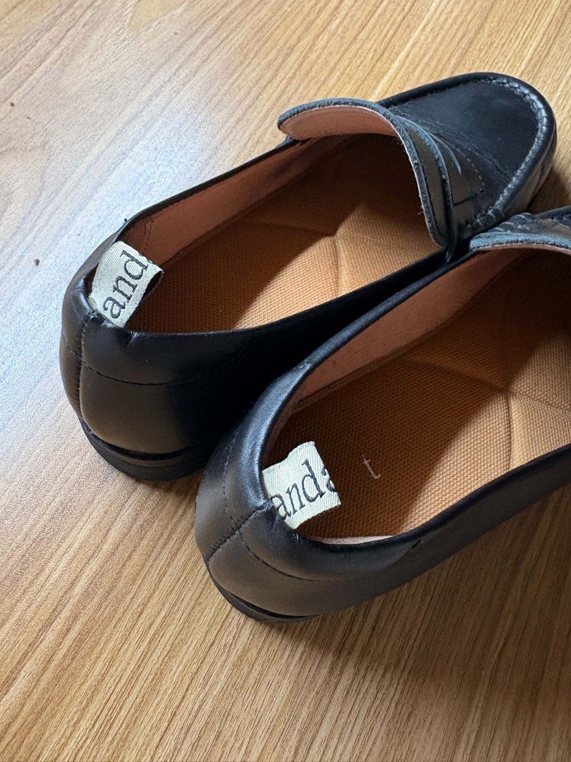 Andante - The Nineties Loafers (Category: Loafers) located in Quezon City. Submitted by decluttered_ (Listing ID 1448815283, Image 3). Description: * Size 7 * Bought in December * Original price: P3,590 * Selling for: P3,000 Only used a few times, so they’re still in great condition. The “Andante” logo on the sole has already worn off (it came off pretty easily), and there’s a small black stain on the inner ankle area from wearing black socks. Bo