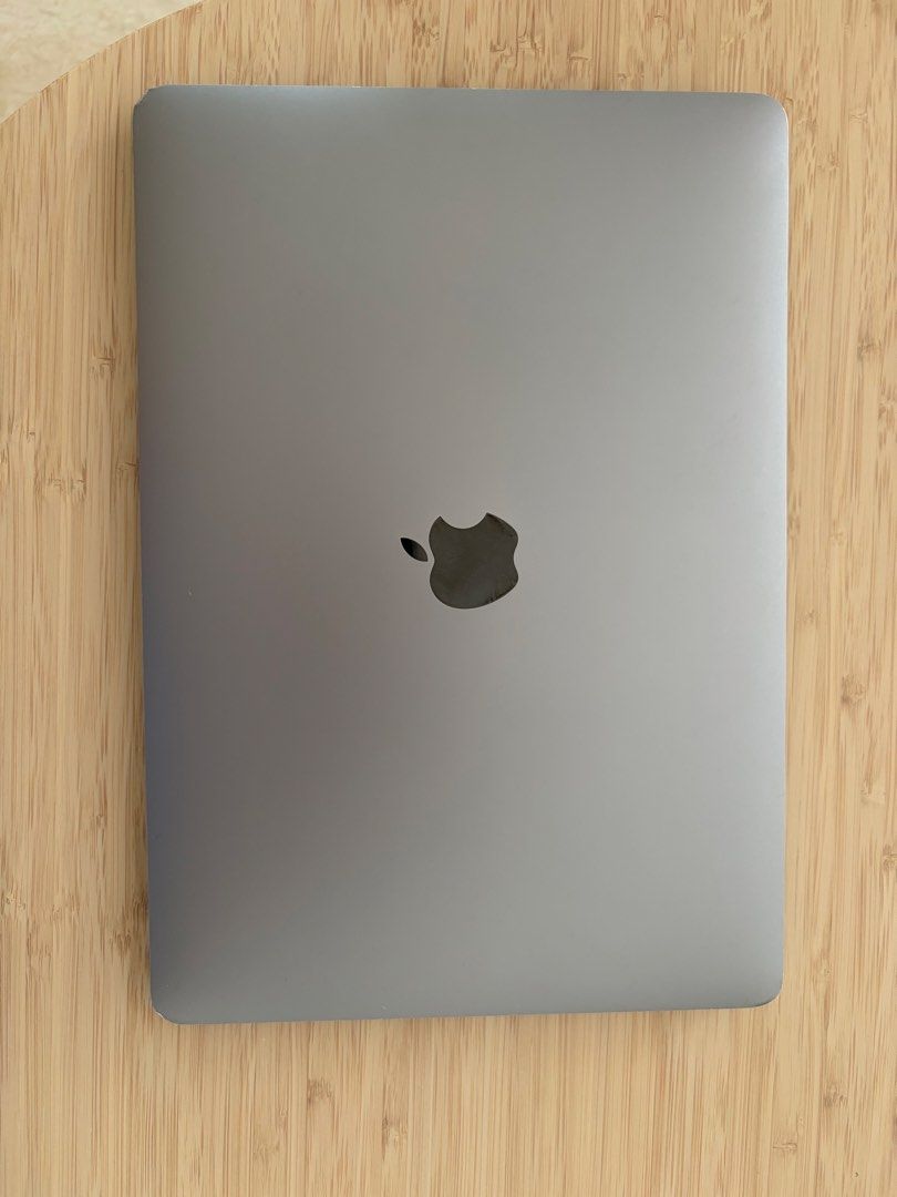 Apple MacBook Pro 13-inch 2020505373563919411201