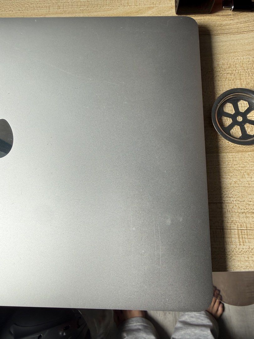 Apple MacBook Pro Silver