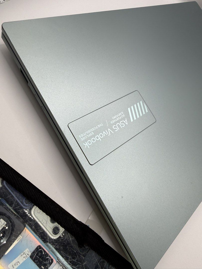Asus Vivobook go 14/15505376652521656323