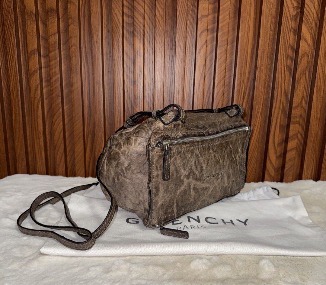 Authentic Givenchy pandora crossbody bag Shoulder Bag (Category: Luxury Bags & Wallets) located in Subic. Submitted by luxshoppe88 (Listing ID 1448710180, Image 2). Description: - Authentic Givenchy pandora Bag - Small Size - Unique Textured Leather Finish - Comes with Dust Bag - Ideal for Everyday Use - Selling as it's no longer frequently used - very nice bag actual mode of payment : bpi and gcash shipping will be done once.payment confirm.. or
