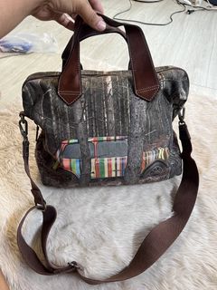 (Category: ) located in . Submitted by kimbags (Listing ID 1448749244, Image 1). Description: .