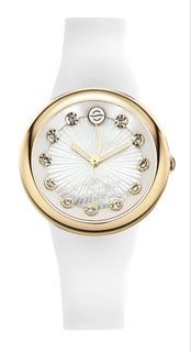 (Category: ) located in . Submitted by watchesandbeyond09 (Listing ID 1448841479, Image 1). Description: .