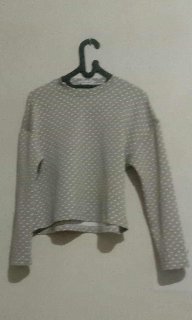 Baju wanita my outfit 1x pake (Kategori: Atasan) berada di Bekasi. Dikirim oleh f_3_f (ID iklan 1448867922, Gambar 1). Deskripsi: .