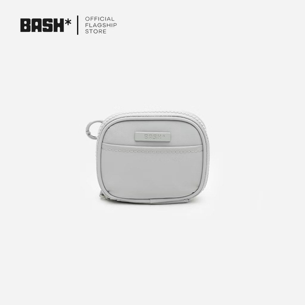 BASH Essentials Cardholder (Category: Purses & Pouches) located in Singapore. Submitted by amyps (Listing ID 1448853433, Image 1). Description: Brand new!! Colour: White colour Soft and can be clip with your sling bag, pants or landyard too !! As I have toooo many cardholder alr 😬😆 Fast deal @ $18! .