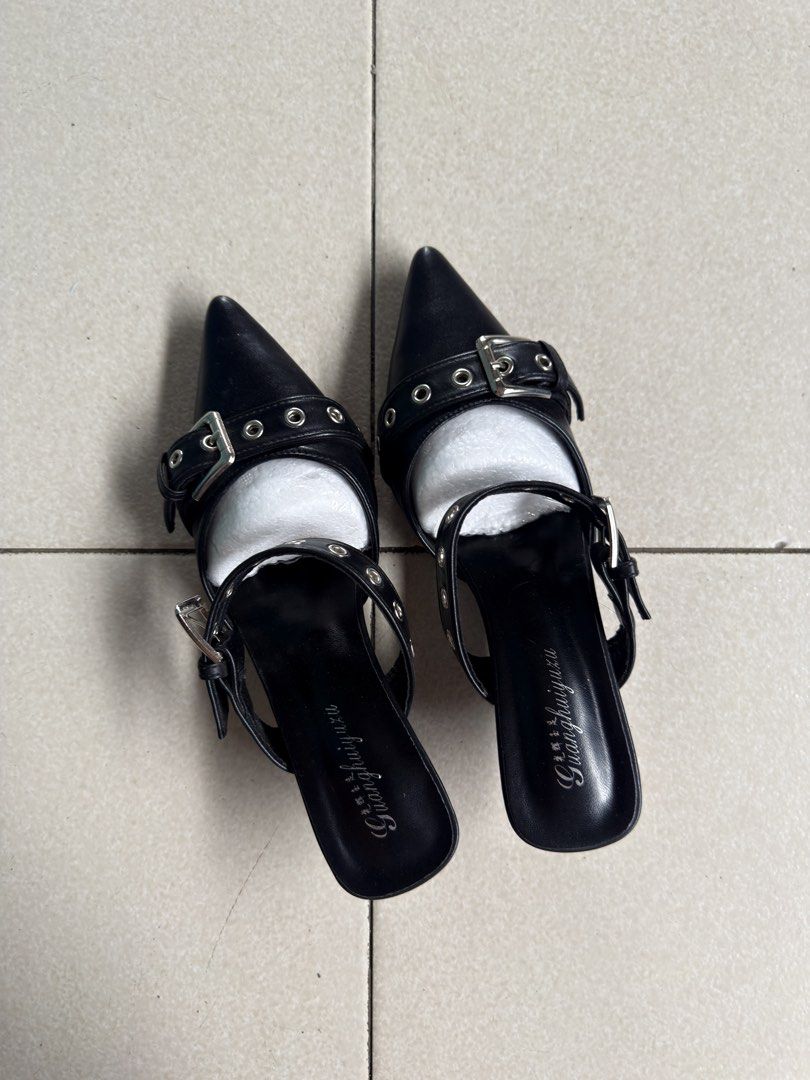 Black Pointed Toe Half-Slip-On Heels (Category: Heels) located in Cavite. Submitted by rrppreloved (Listing ID 1448722803, Image 3). Description: Used twice Size 37 Comfortable to wear.