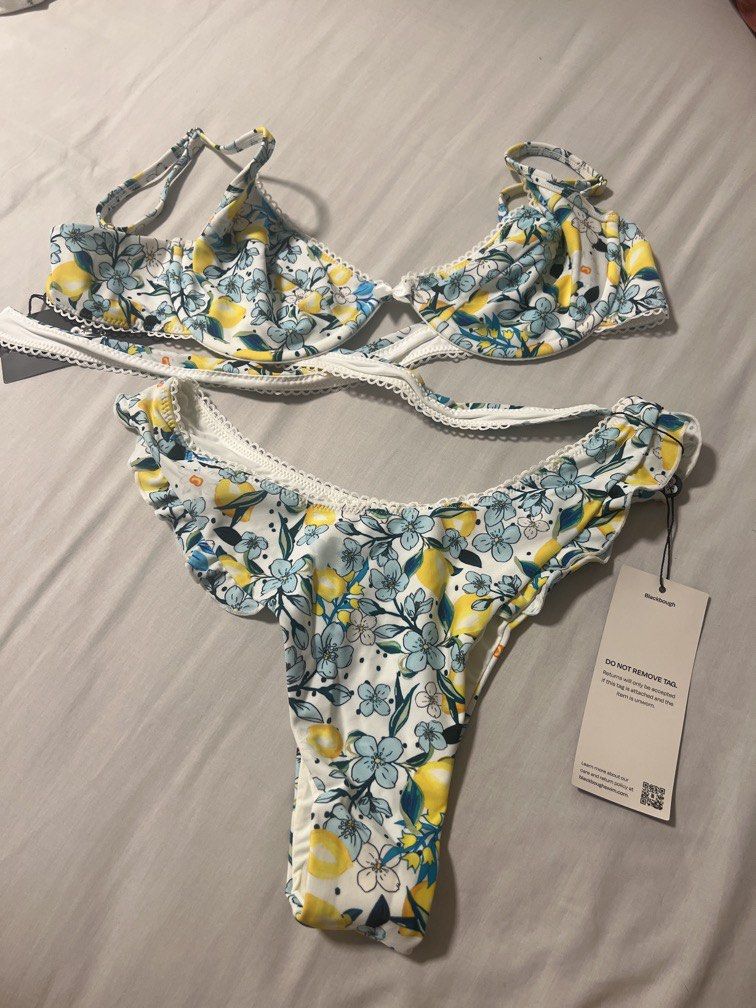 Blackbough limoncello bikini set-M/L/XL (Category: Bikinis & Swimsuits) located in Iloilo. Submitted by tttkhk (Listing ID 1448849450, Image 1). Description: Available sizes Medium Large X-Large .