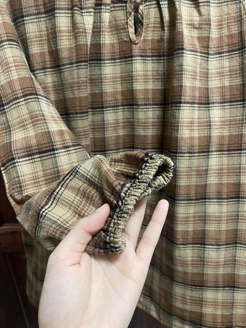 Blouse (Category: Blouses) located in Kuala Lumpur. Submitted by puteriaalieya (Listing ID 1448754069, Image 3). Description: .